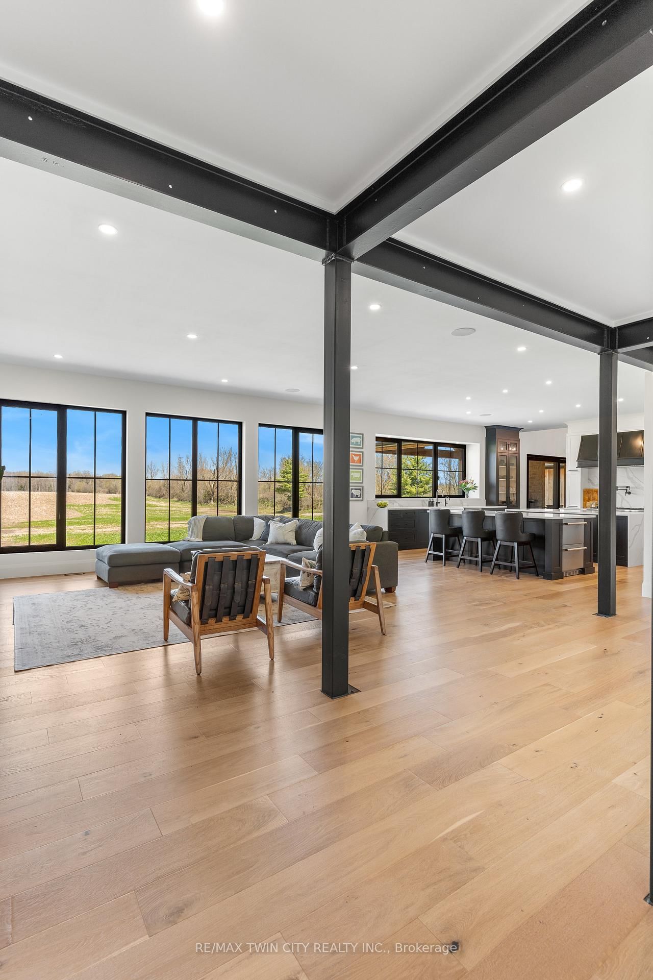 742 Country Squire Rd, Waterloo — 10