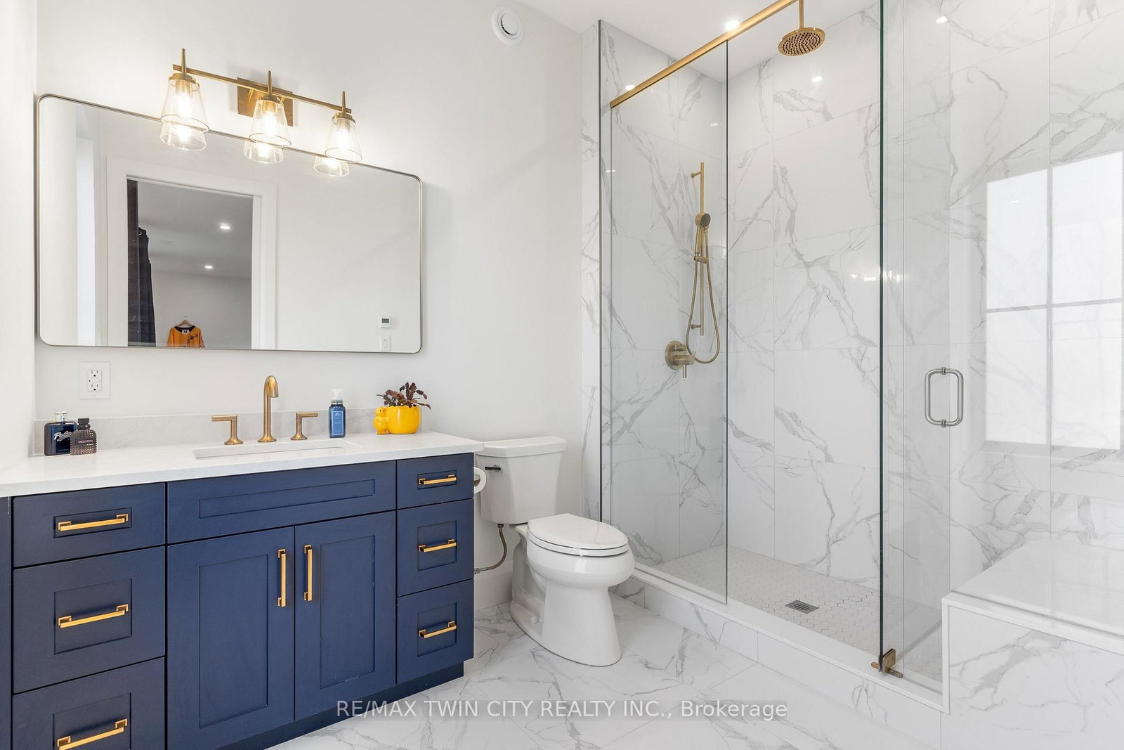 742 Country Squire Rd, Waterloo — 40