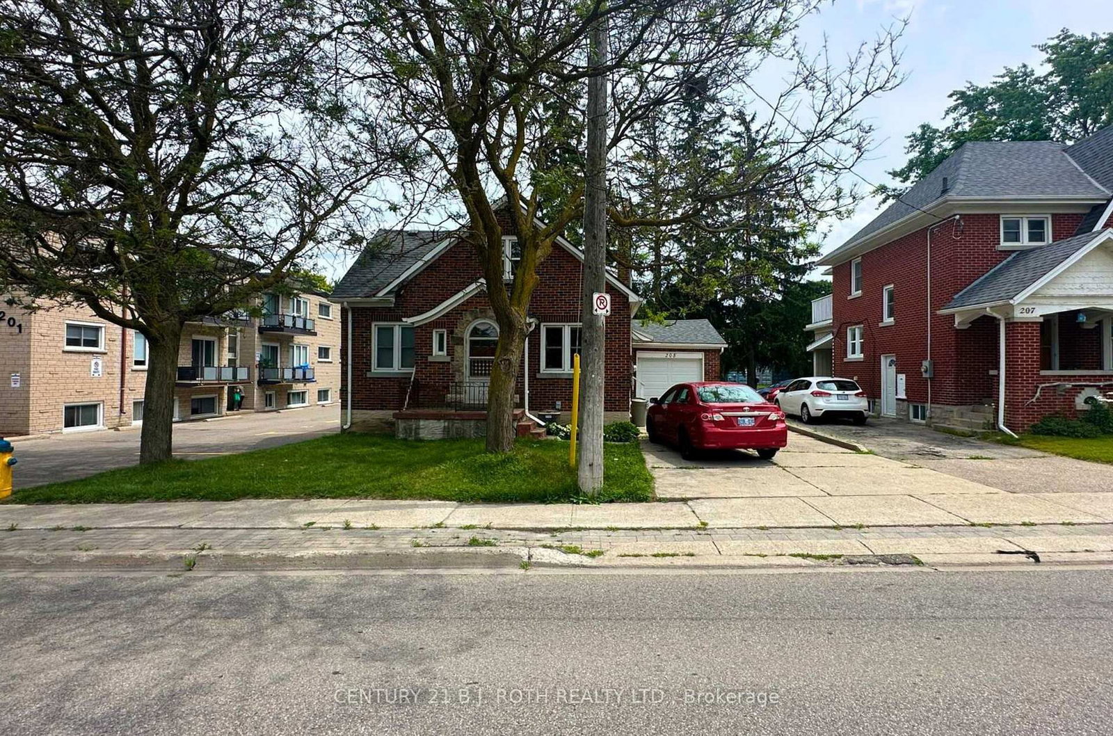 205-209 Erb St, Waterloo — 6
