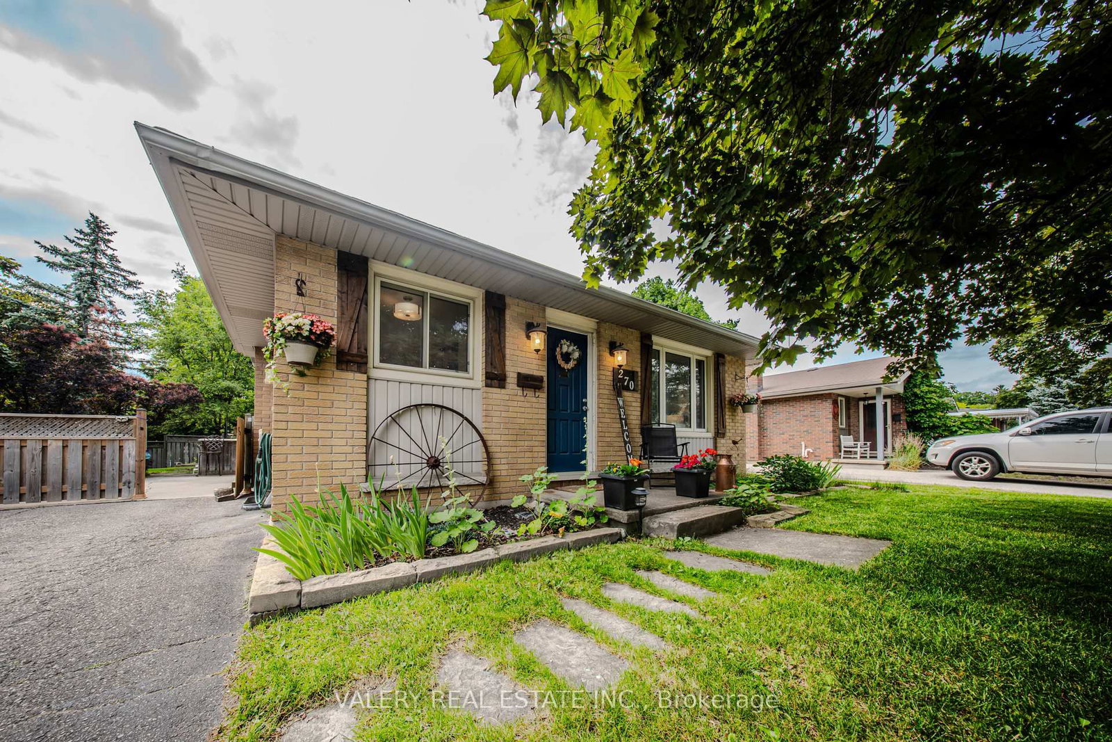 270 Cyrus St, Cambridge — 24