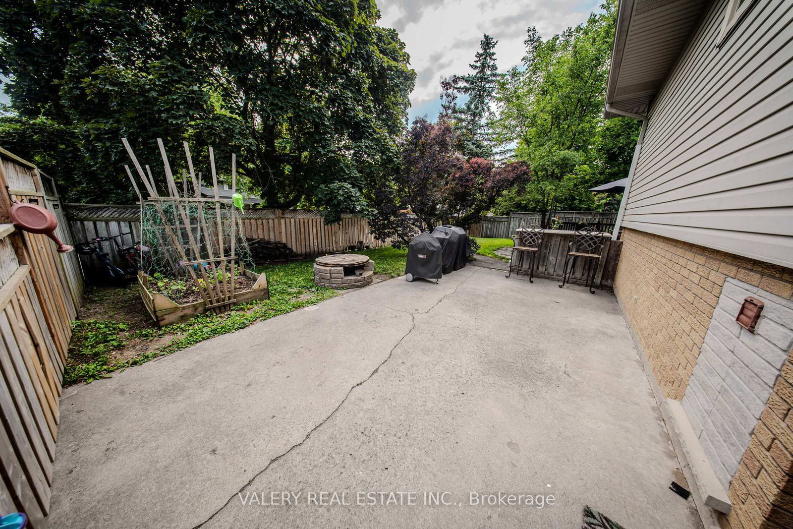 270 Cyrus St, Cambridge — 28