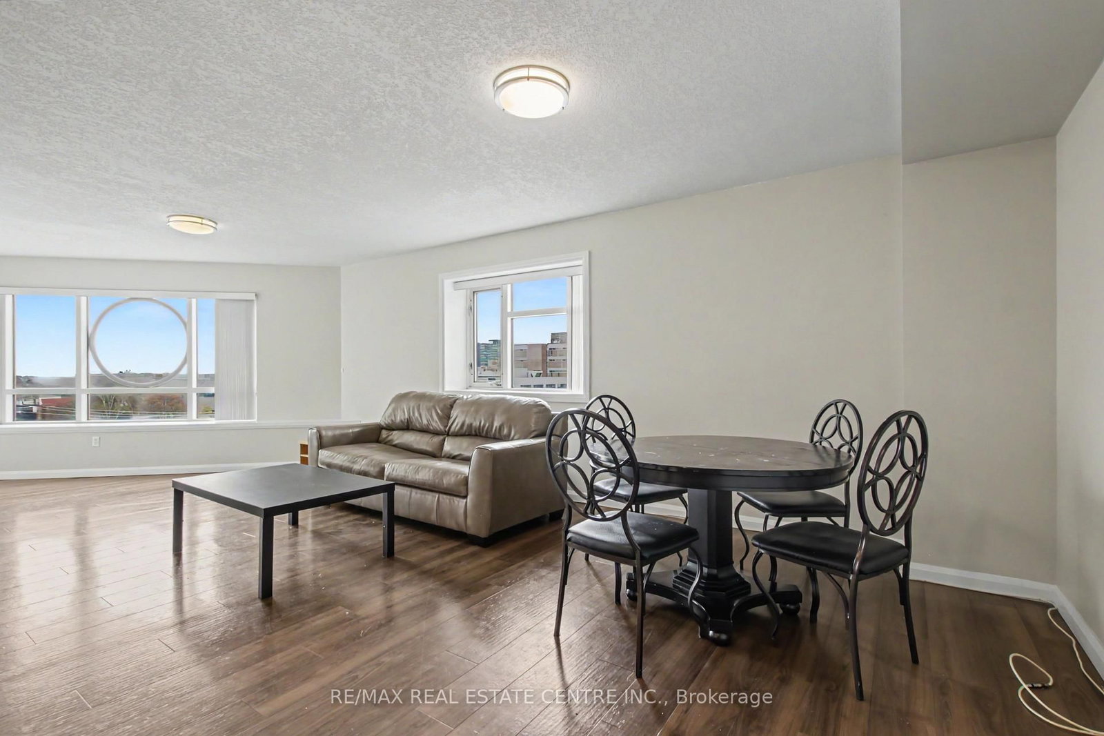 96 University Ave, Waterloo — 14