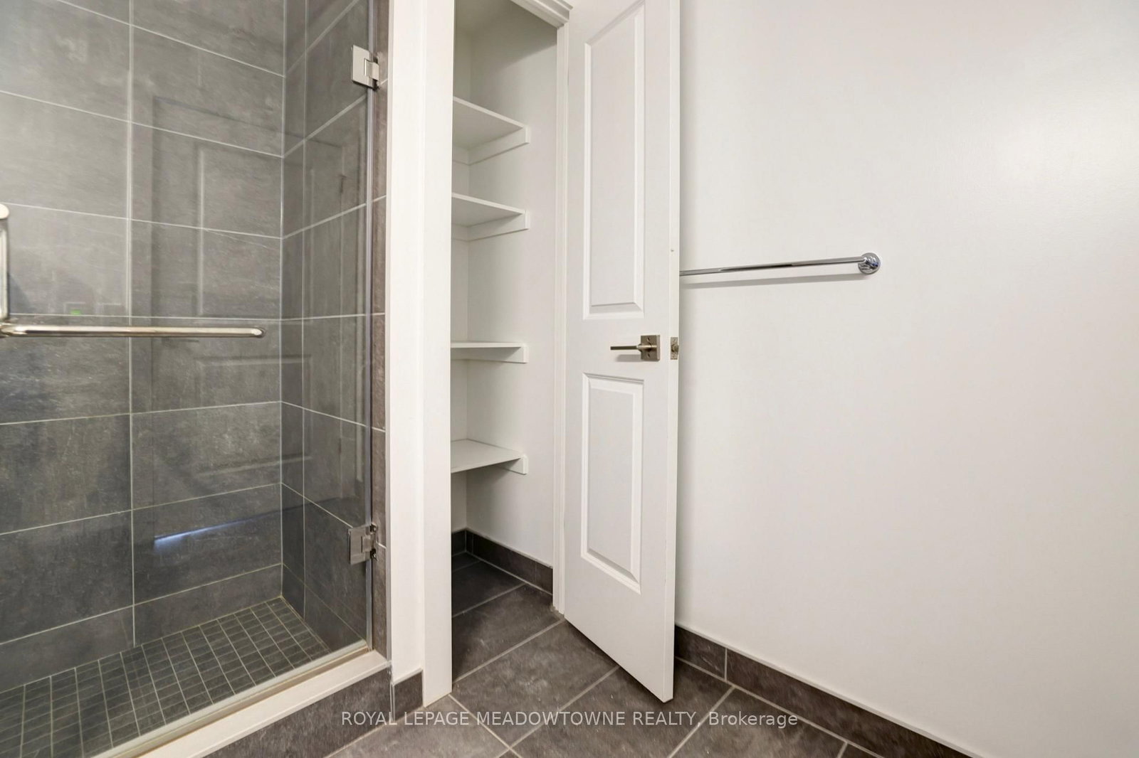 1304-15 Glebe St, Cambridge — 25