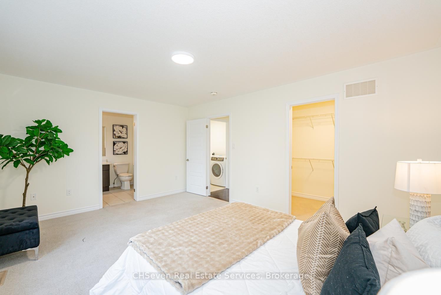 669 Doon South Dr, Kitchener — 22