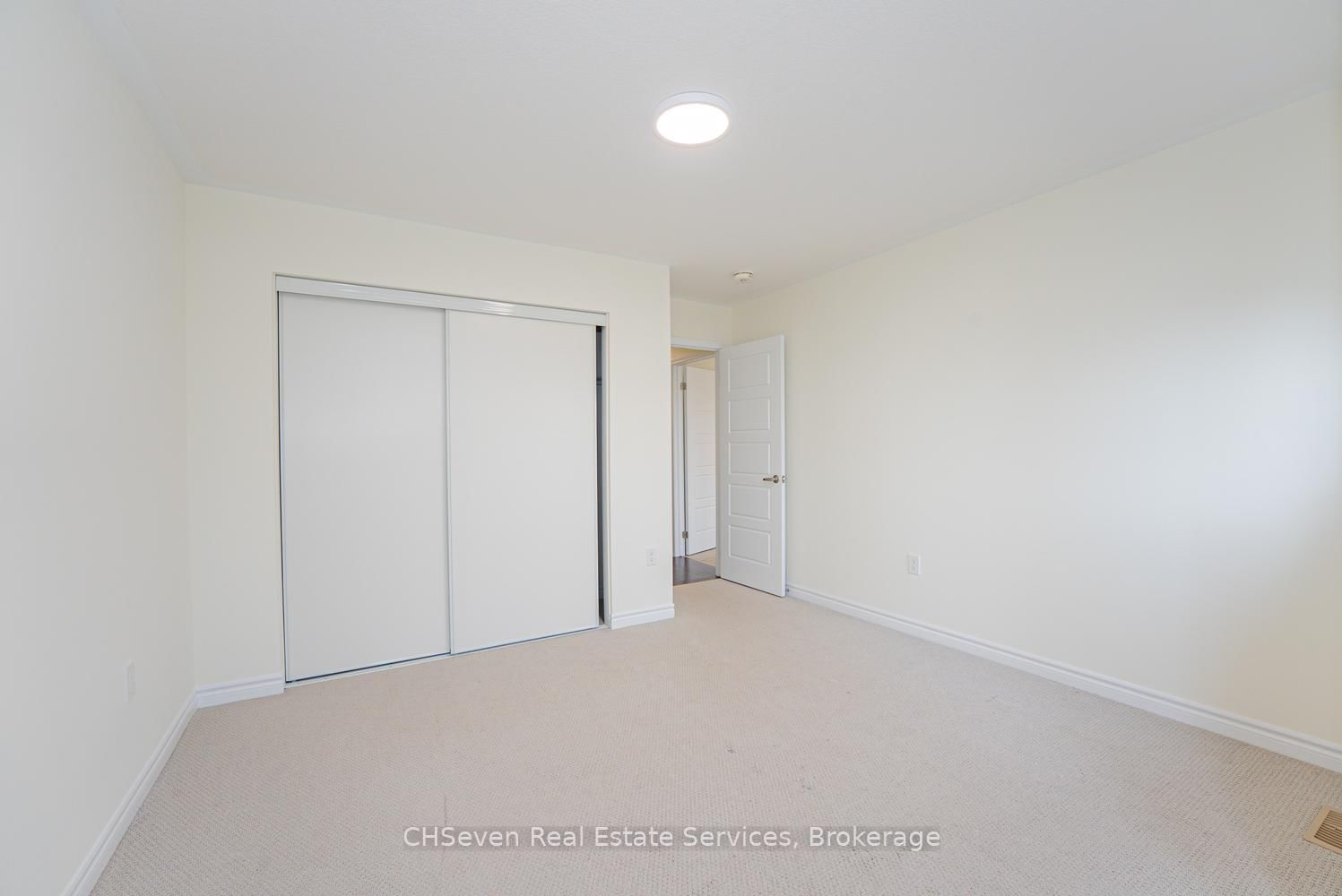 669 Doon South Dr, Kitchener — 30