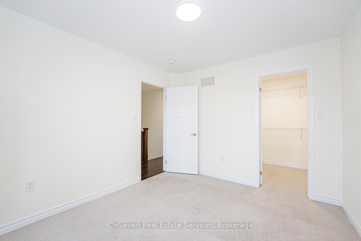 669 Doon South Dr, Kitchener — 31