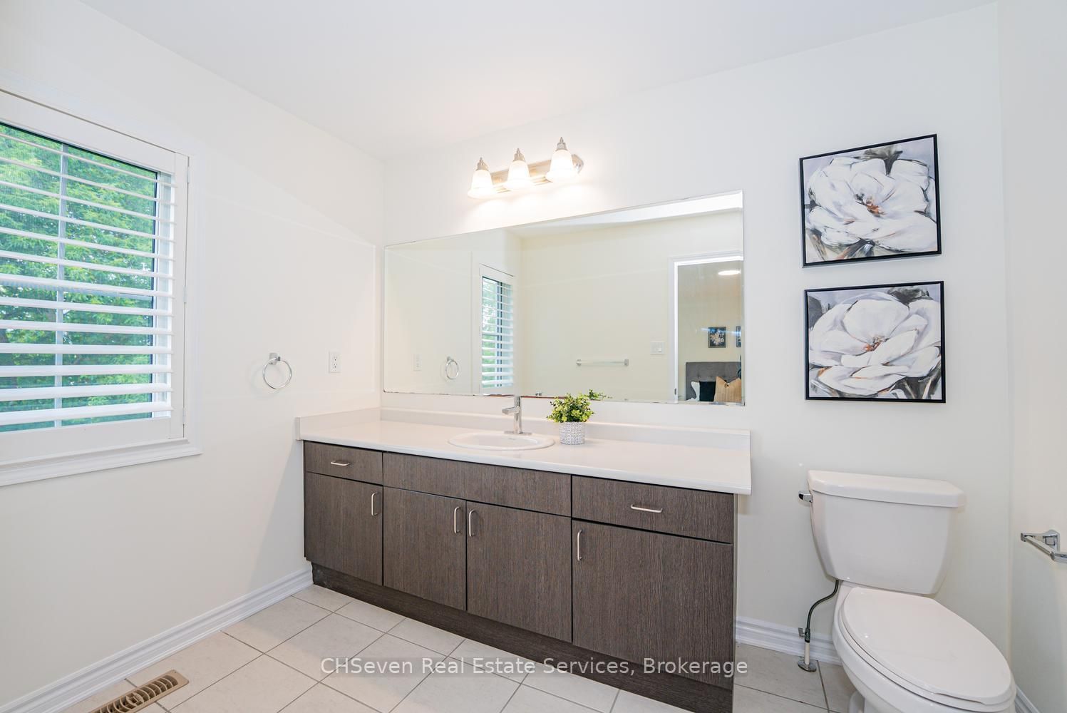 669 Doon South Dr, Kitchener — 32