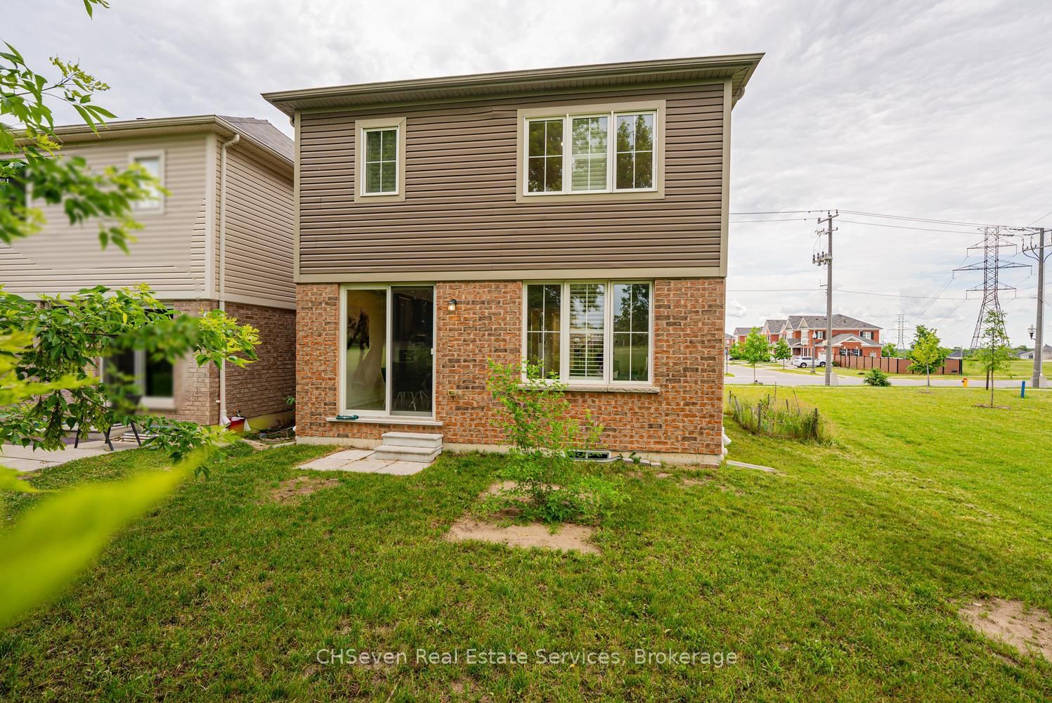 669 Doon South Dr, Kitchener — 38
