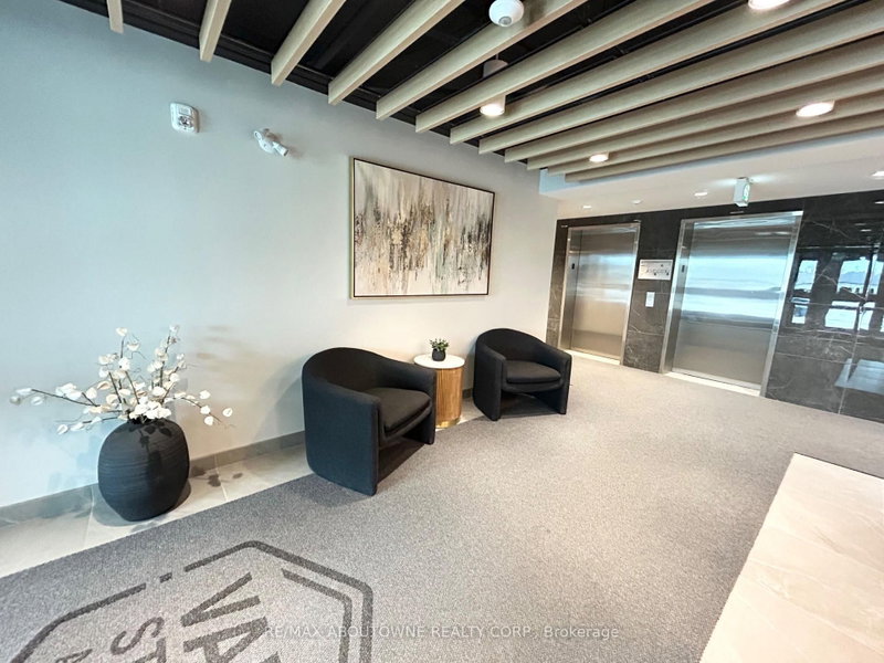 201 - 28 Westhill Dr - Photo 2