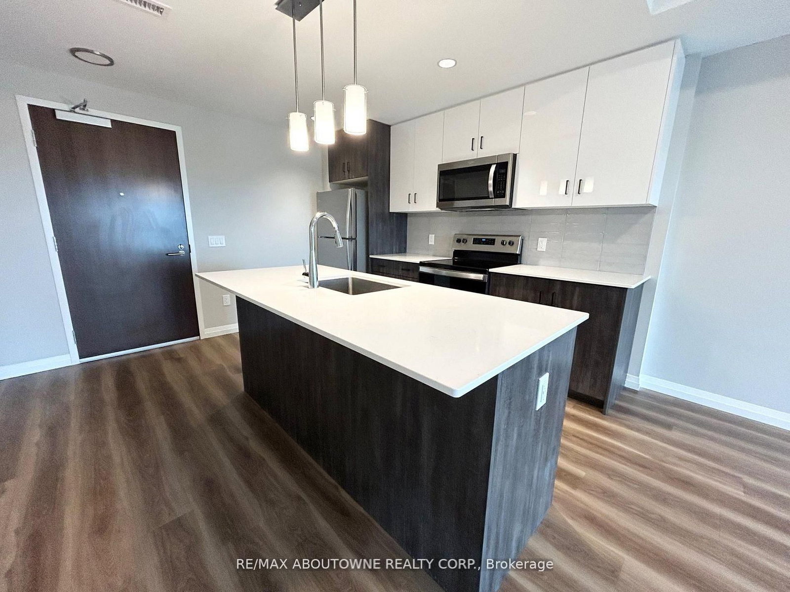 201-28 Westhill Dr, Waterloo — 3