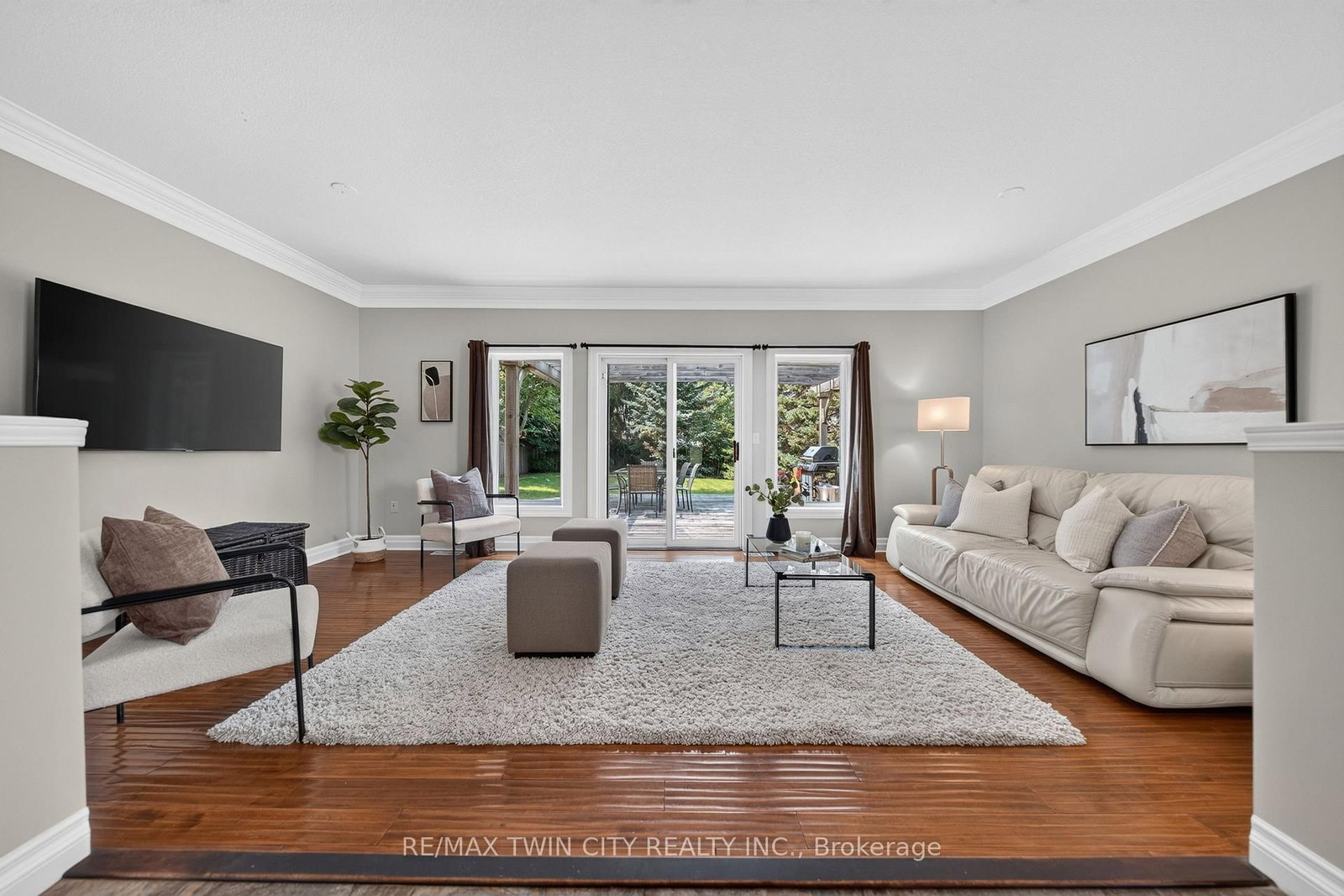 298 Pineland Pl, Waterloo — 15