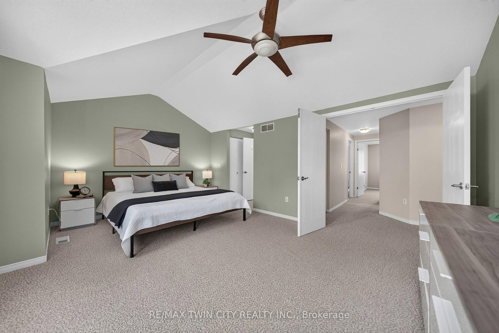 298 Pineland Pl, Waterloo — 21