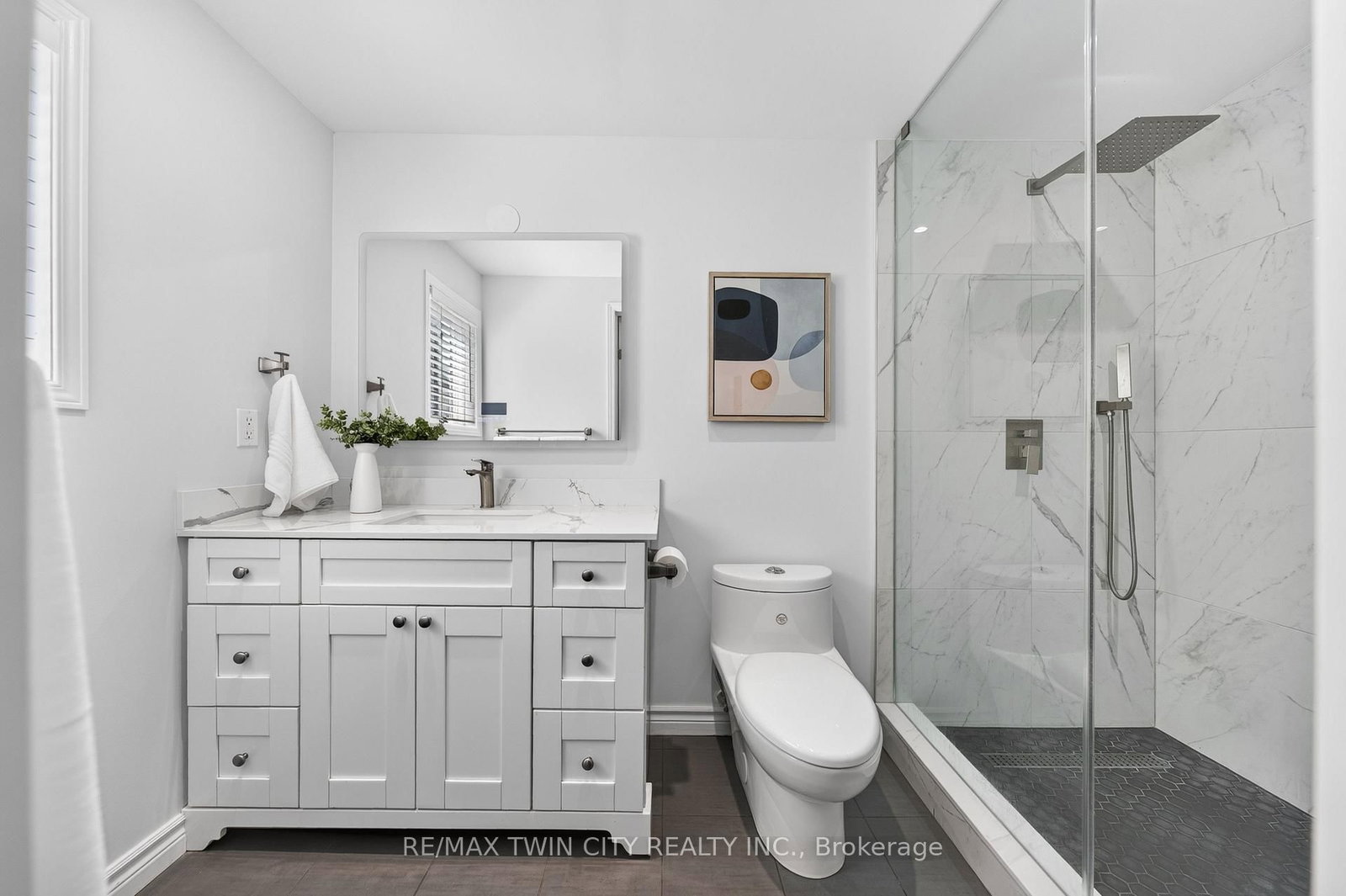 298 Pineland Pl, Waterloo — 23