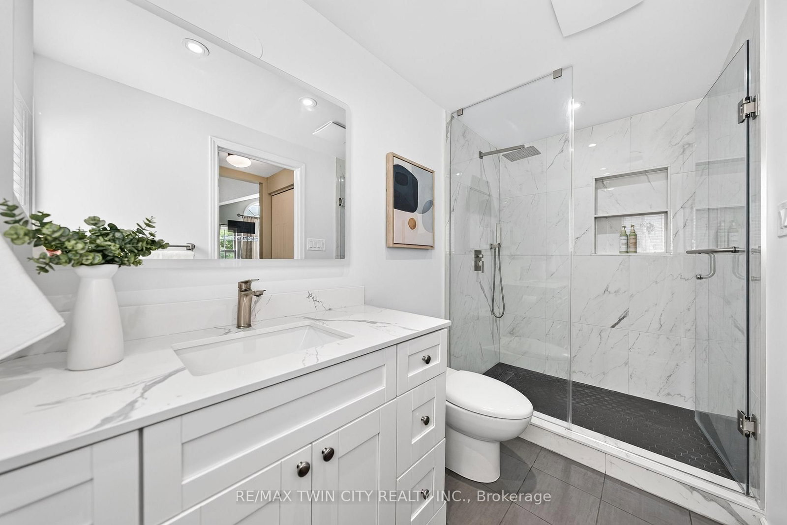 298 Pineland Pl, Waterloo — 24