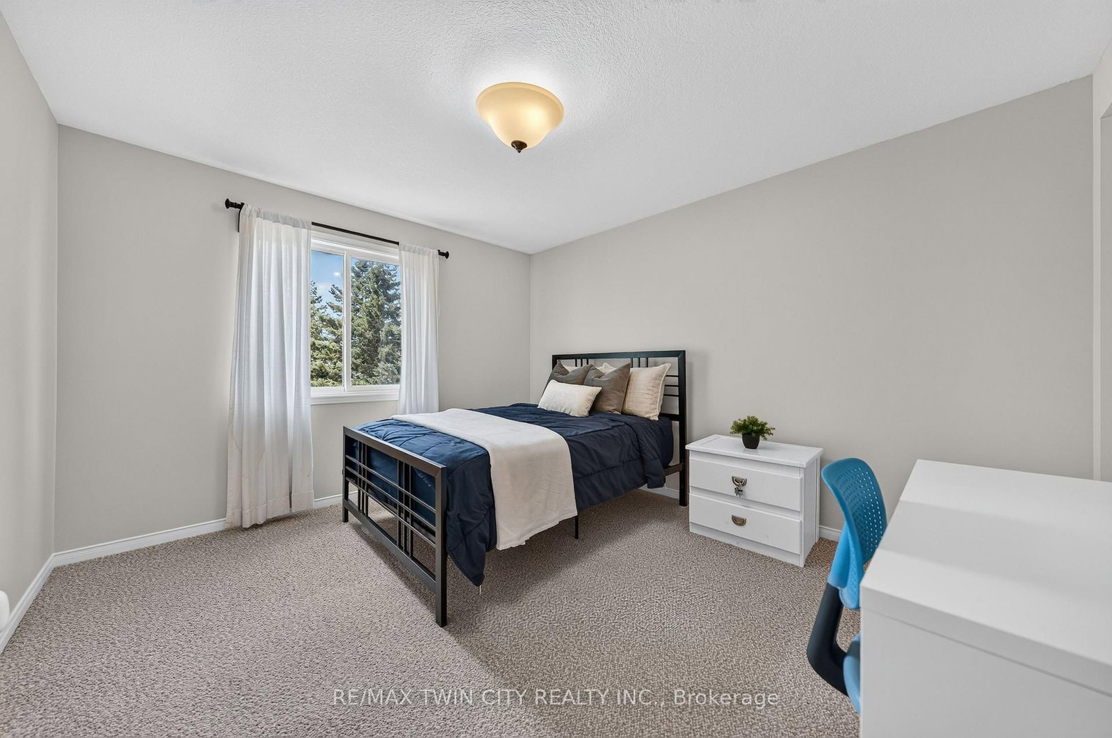 298 Pineland Pl, Waterloo — 28