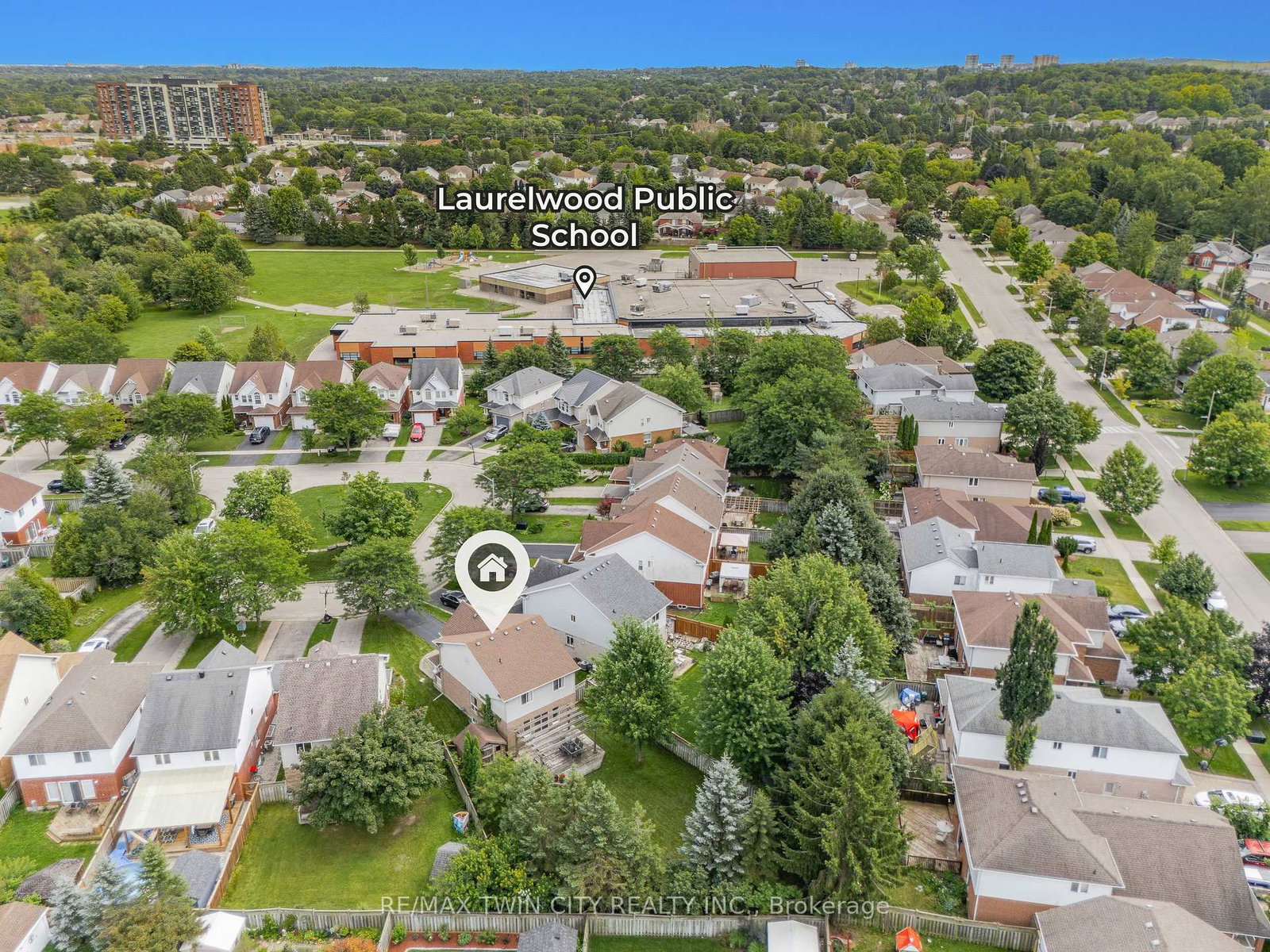 298 Pineland Pl, Waterloo — 4
