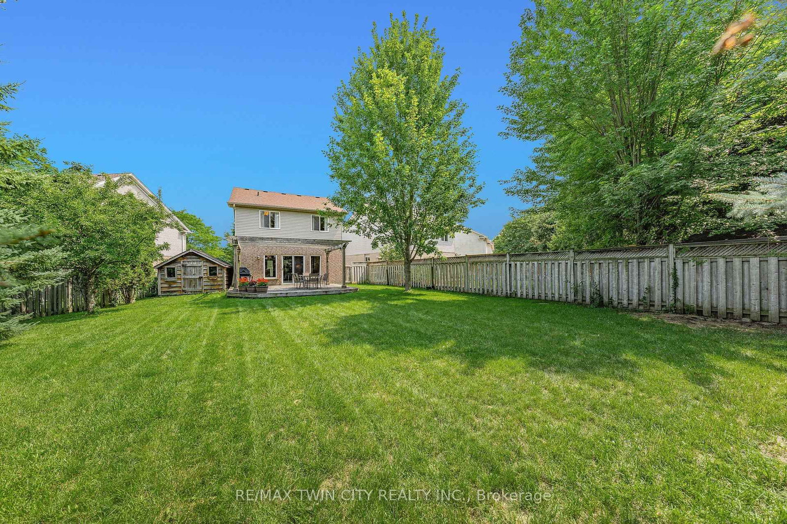 298 Pineland Pl, Waterloo — 42