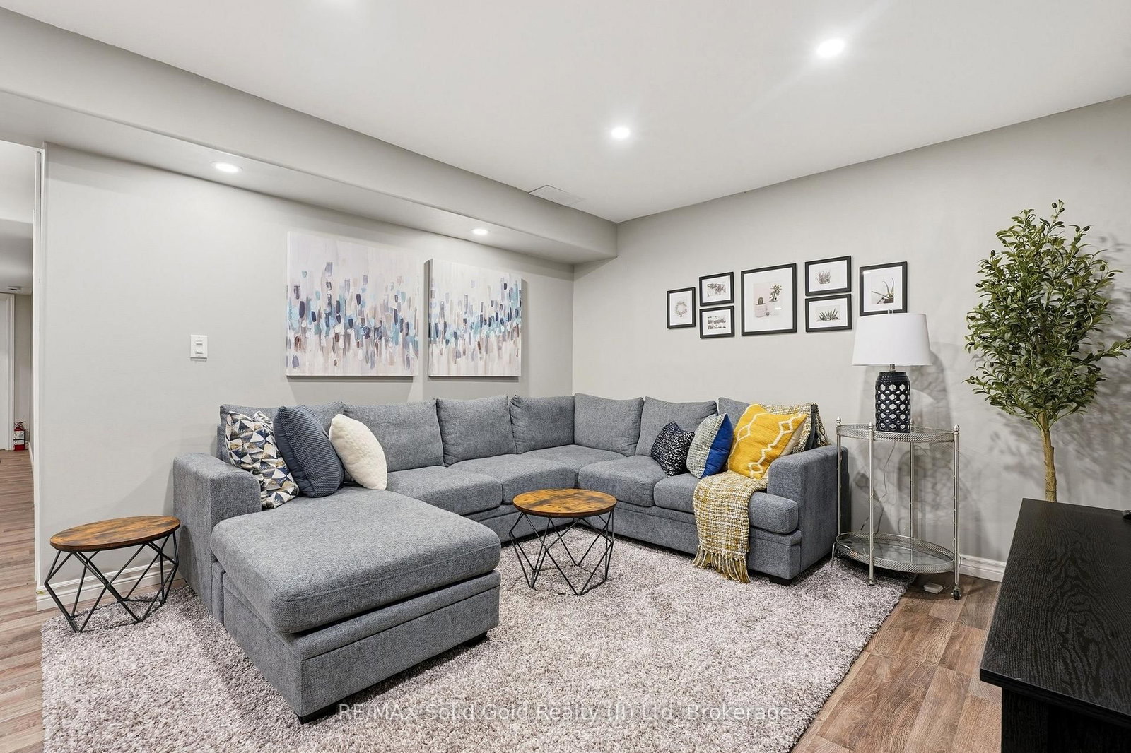 72-635 Saginaw Pkwy, Cambridge — 33