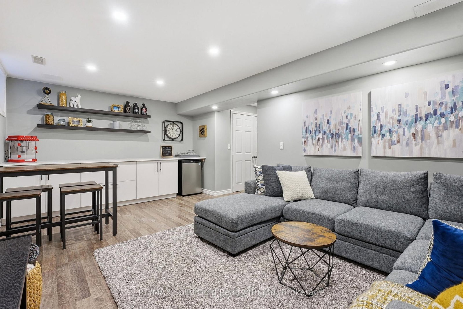72-635 Saginaw Pkwy, Cambridge — 34