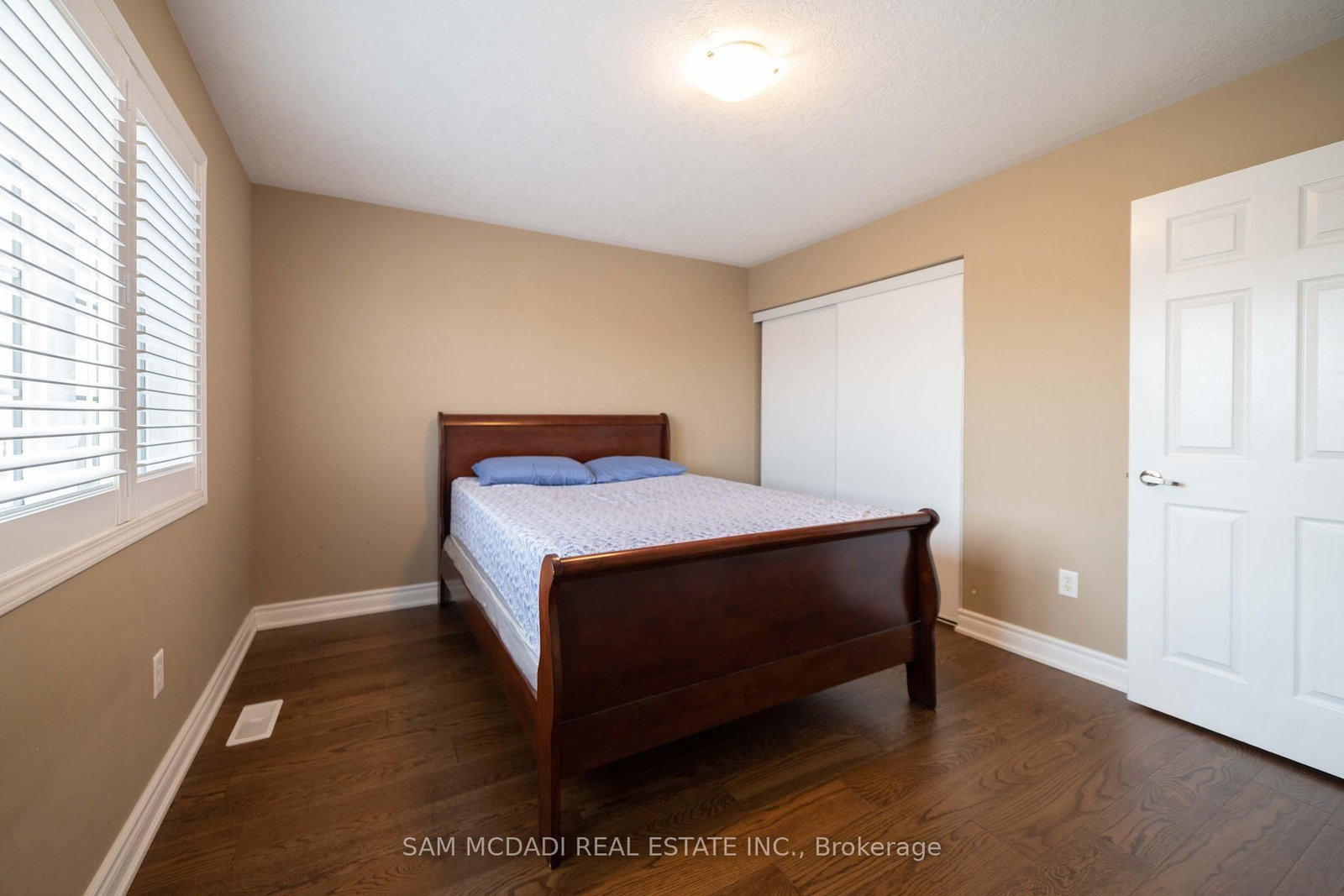322 Baldwin Dr, Cambridge — 22