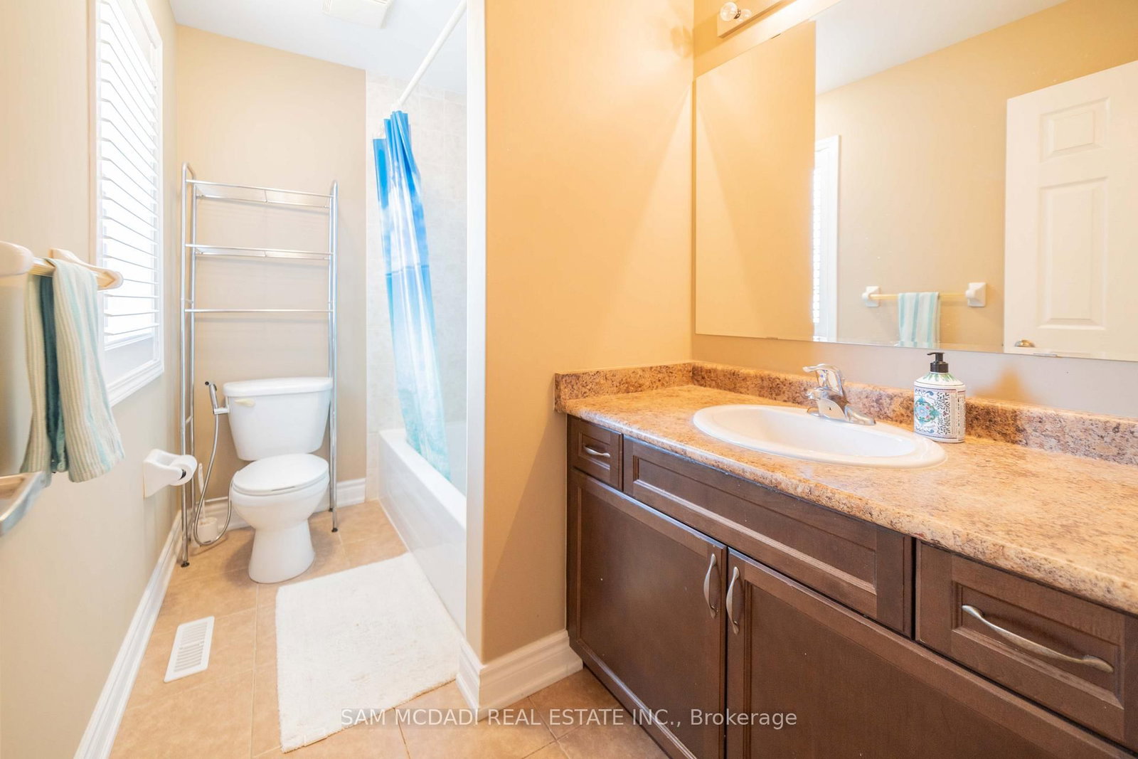322 Baldwin Dr, Cambridge — 27