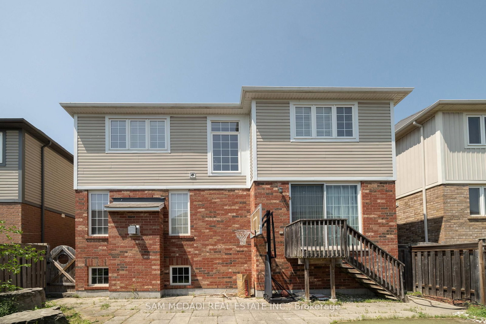 322 Baldwin Dr, Cambridge — 4