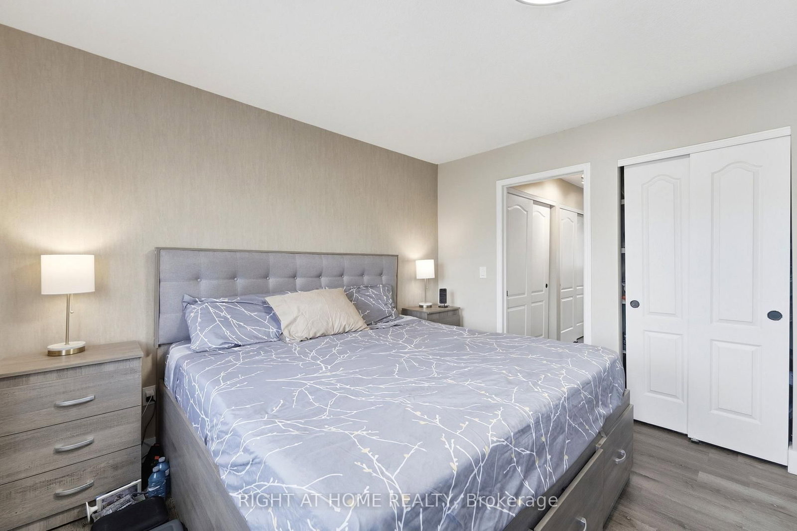 65 Wellington South, Cambridge — 16