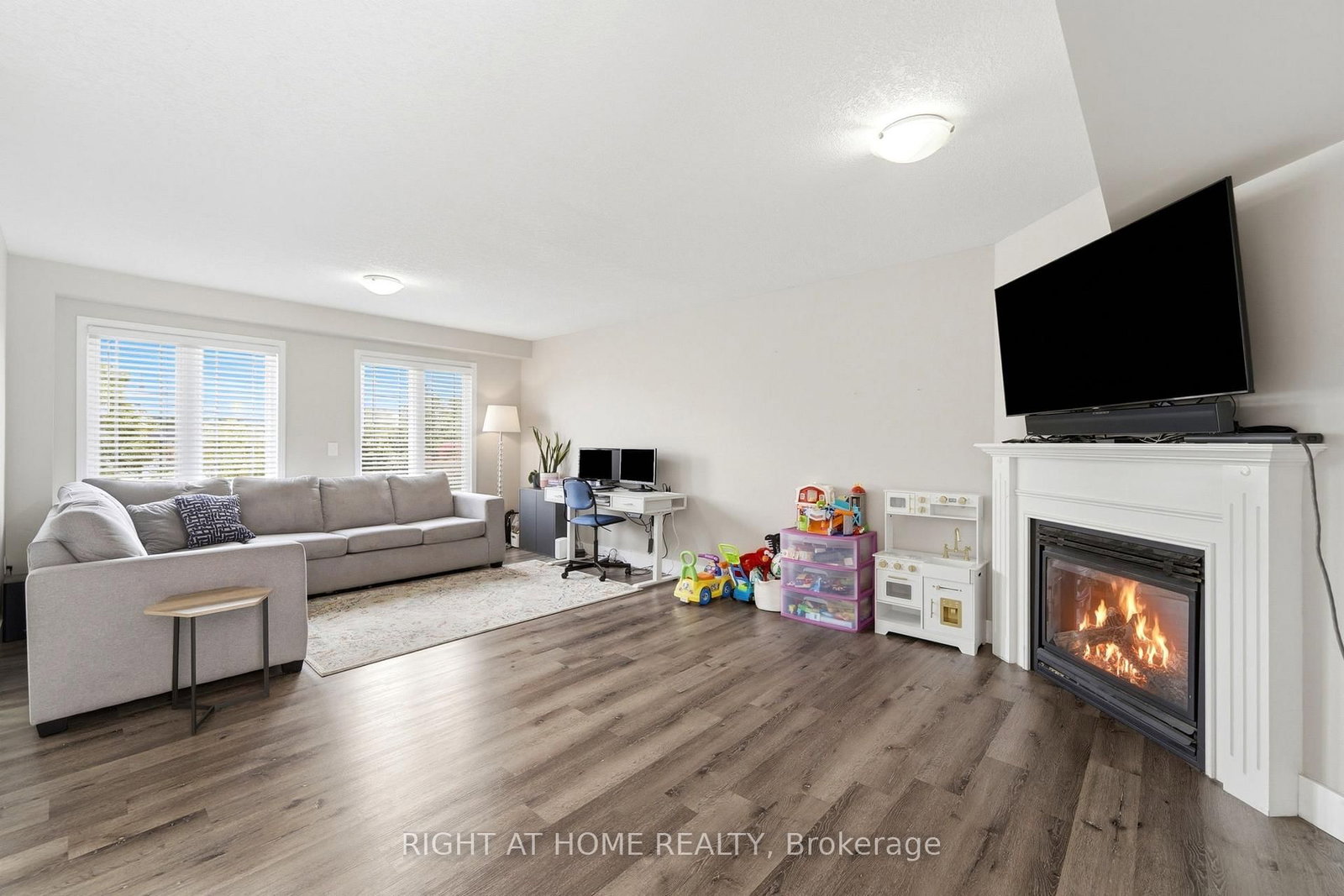65 Wellington South, Cambridge — 3