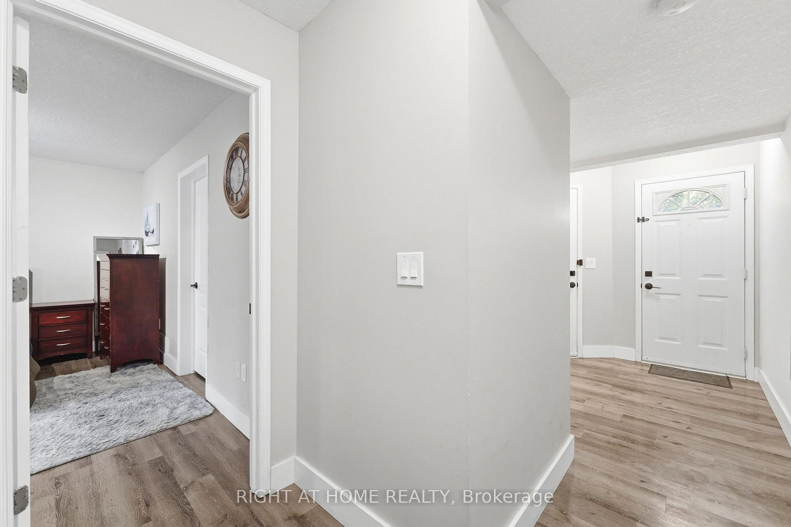 65 Wellington South, Cambridge — 30