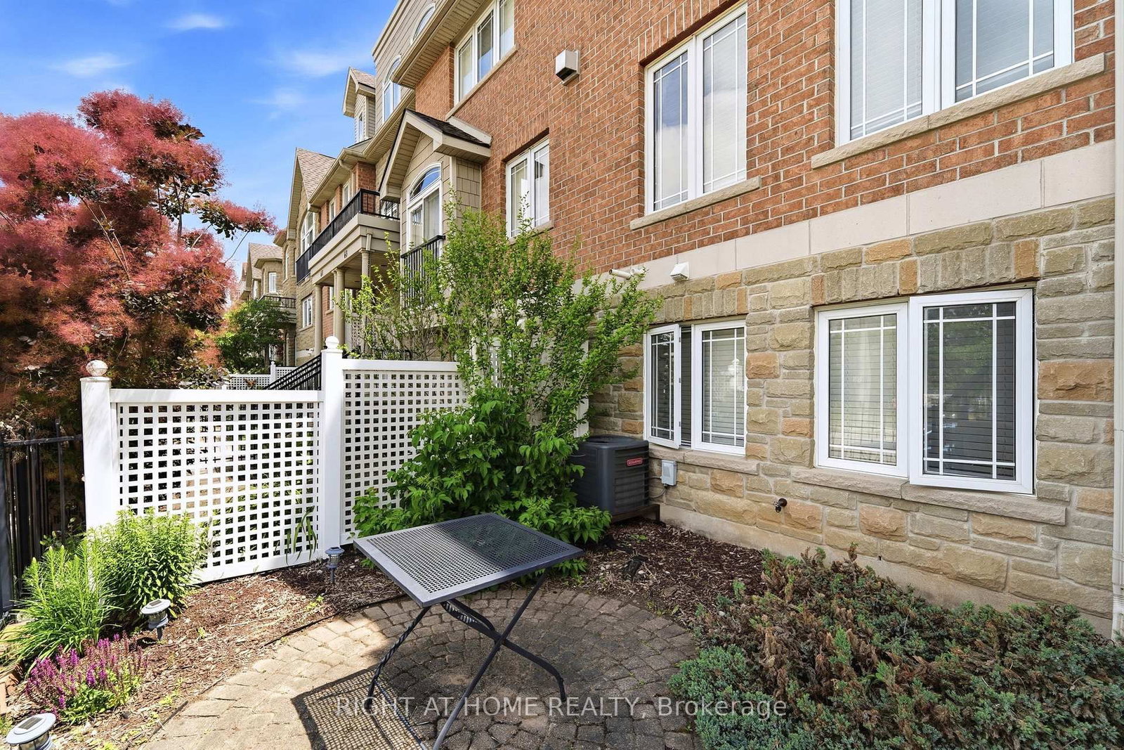 65 Wellington South, Cambridge — 33