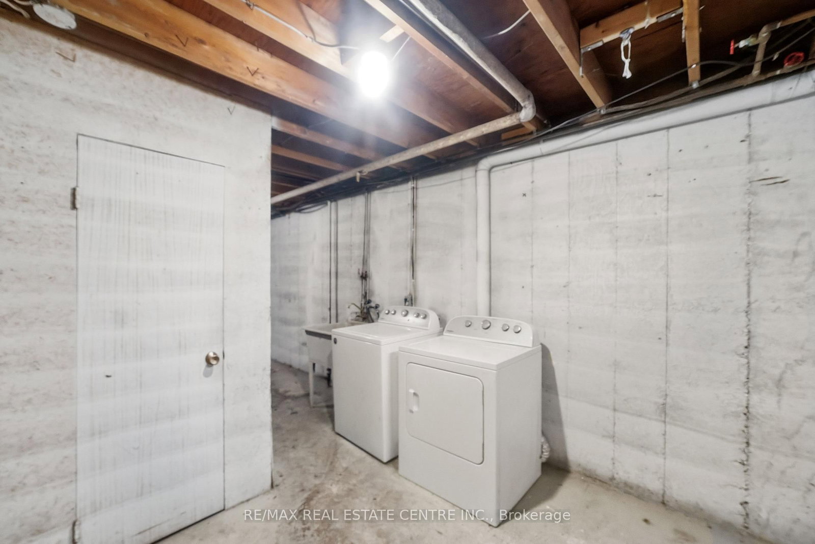 10-76 Borden Pkwy, Kitchener — 25