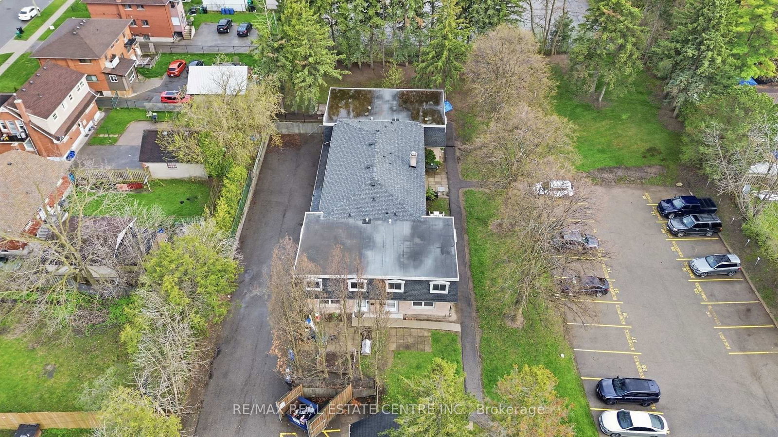 10-76 Borden Pkwy, Kitchener — 27