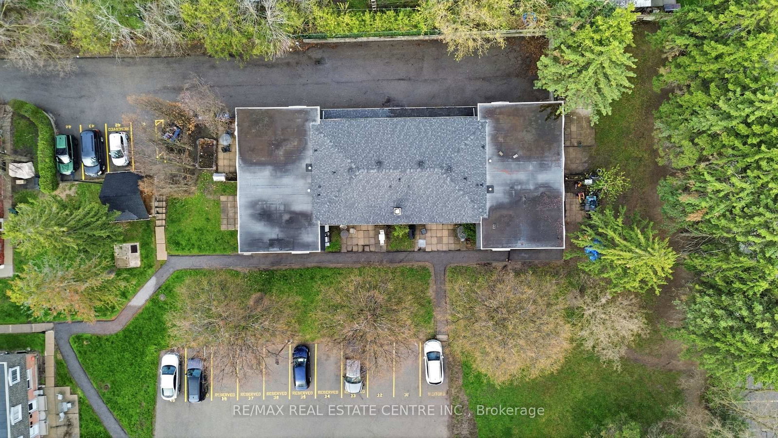 10-76 Borden Pkwy, Kitchener — 30