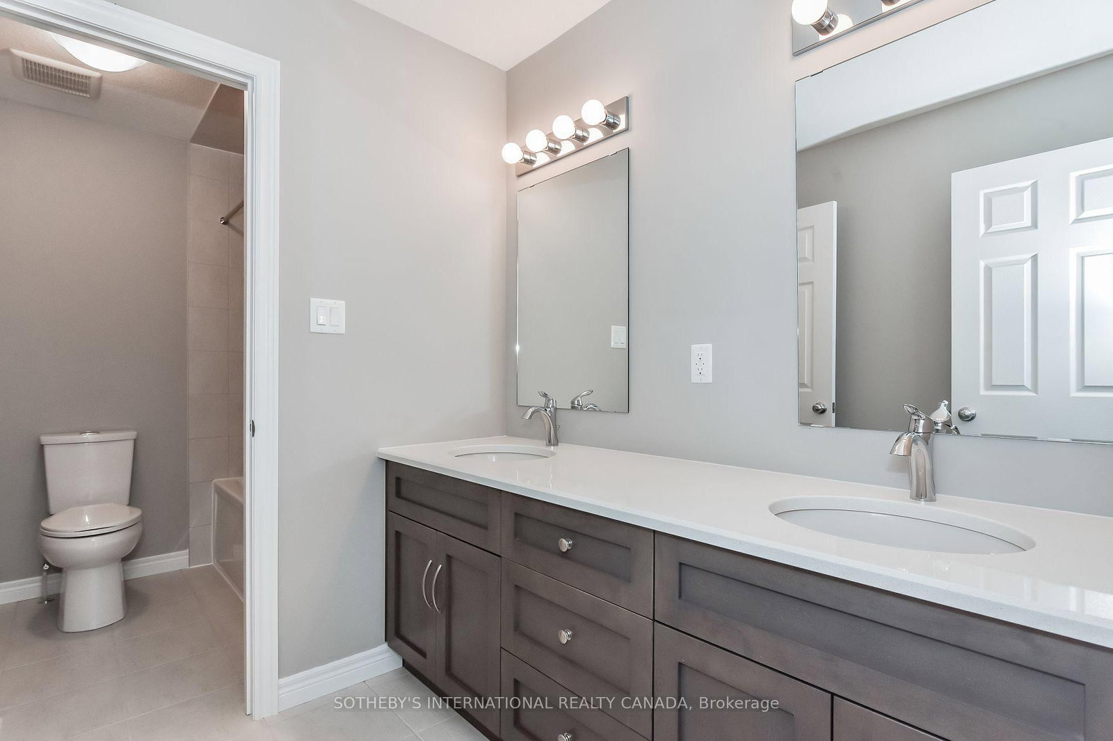529 Anton Cres, Kitchener — 27