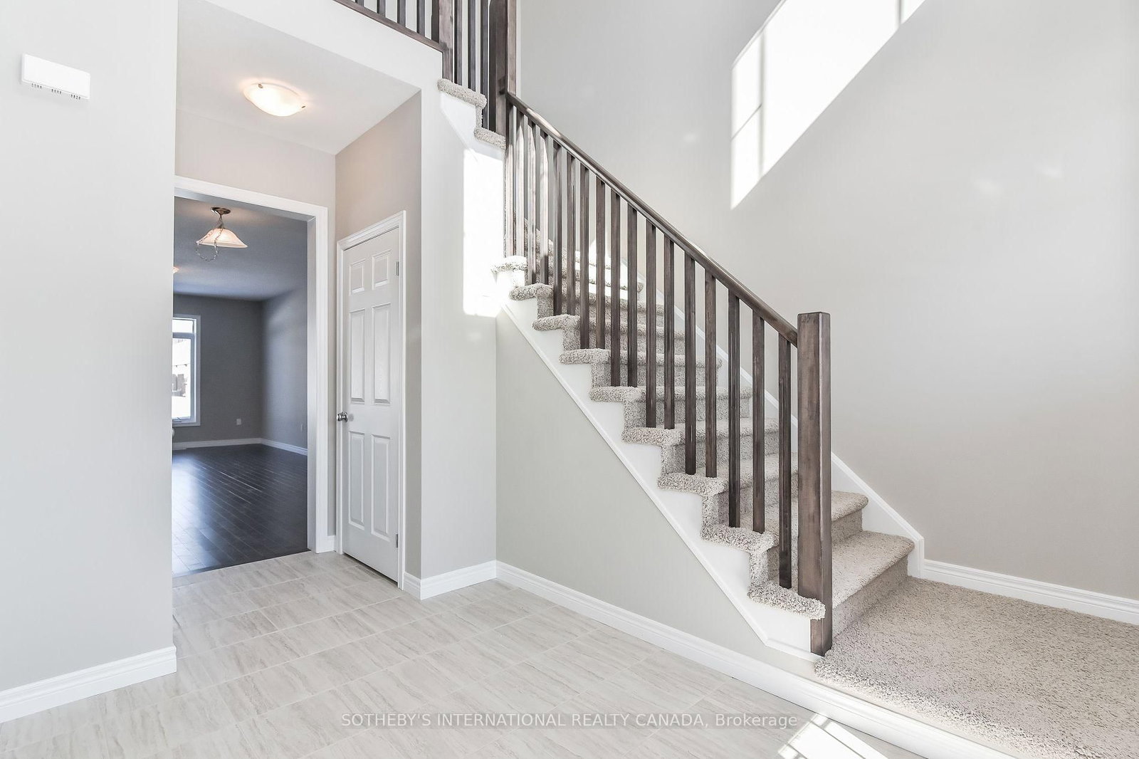 529 Anton Cres, Kitchener — 3
