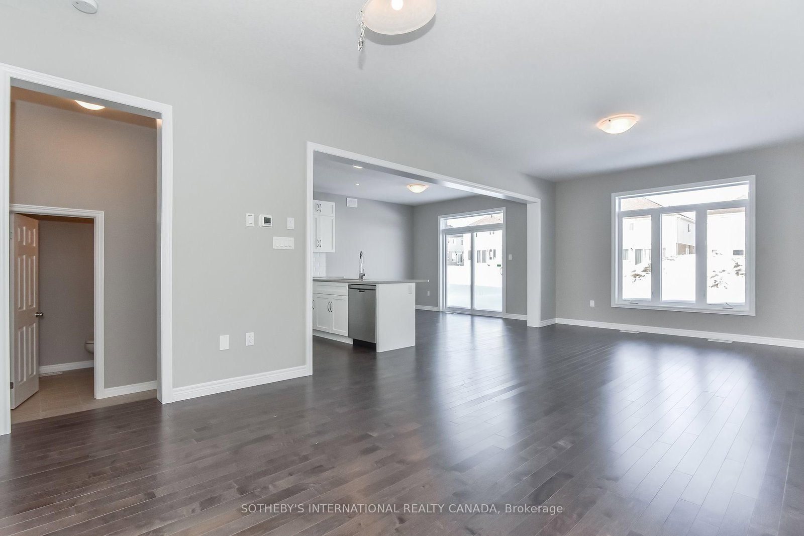 529 Anton Cres, Kitchener — 4