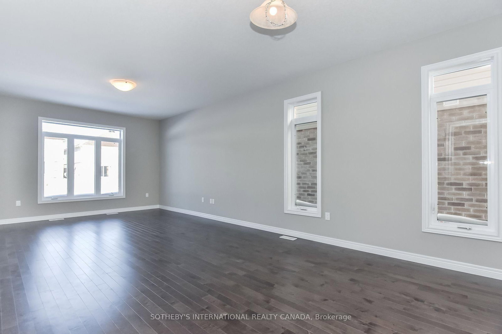 529 Anton Cres, Kitchener — 5