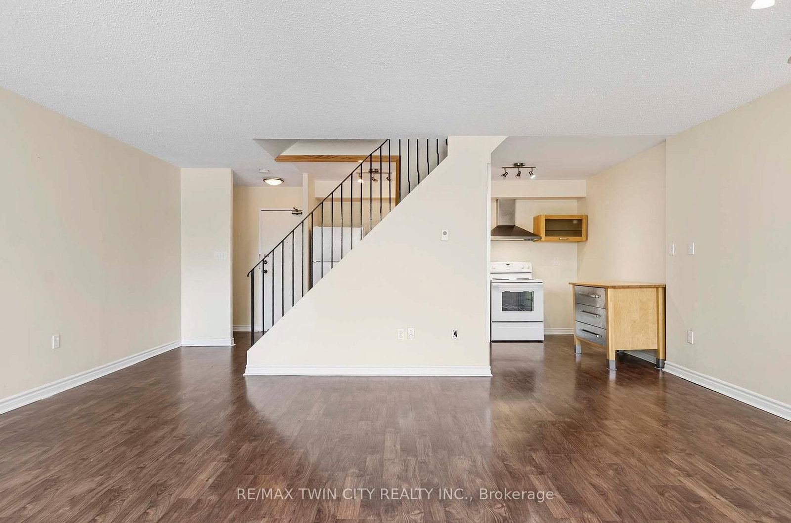 301-36 Hayhurst Rd, Brantford — 15