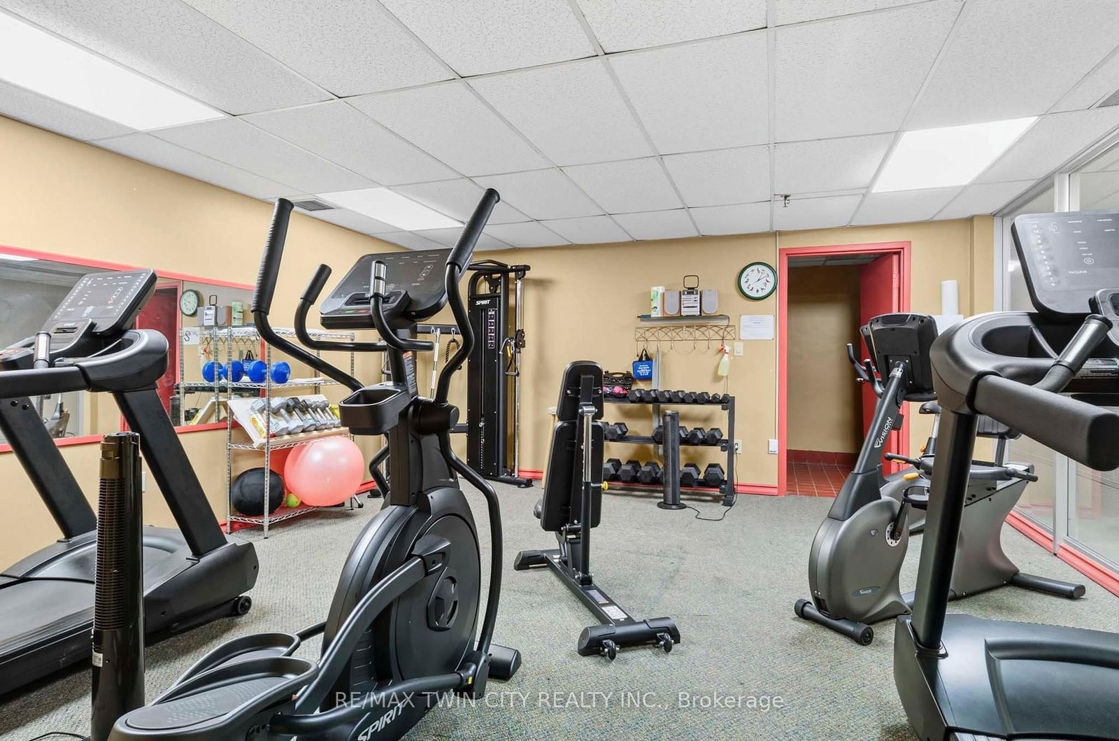 301-36 Hayhurst Rd, Brantford — 32