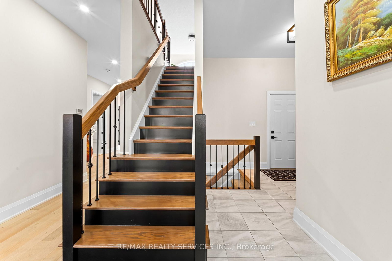130 Pondcliffe Dr, Kitchener — 25