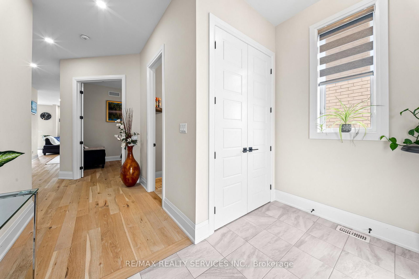130 Pondcliffe Dr, Kitchener — 5