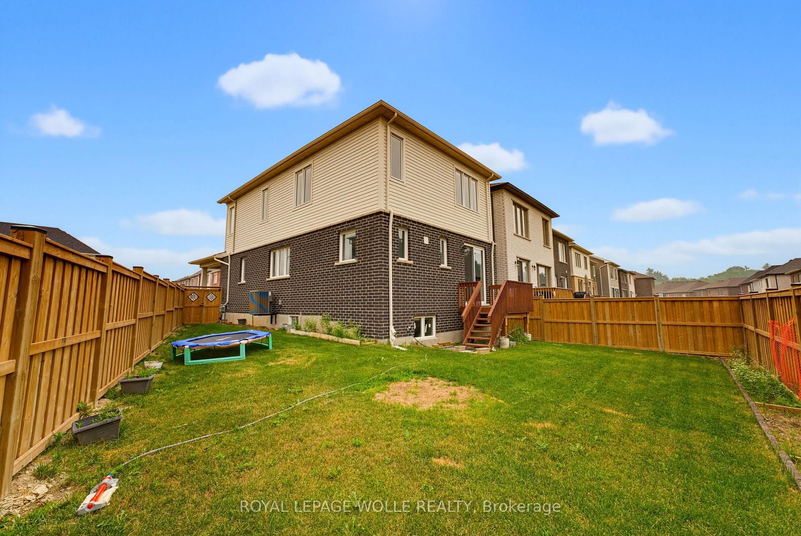 6 Milt Schmidt St, Kitchener — 25