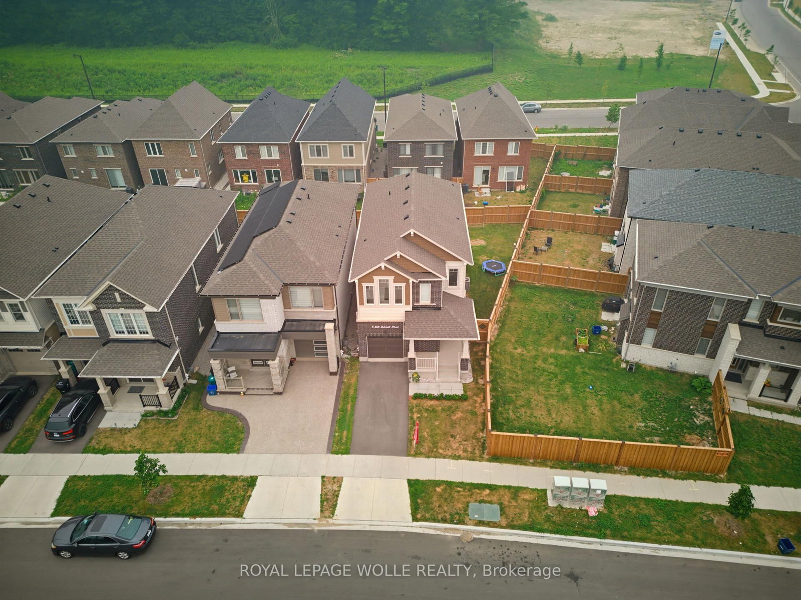 6 Milt Schmidt St, Kitchener — 28