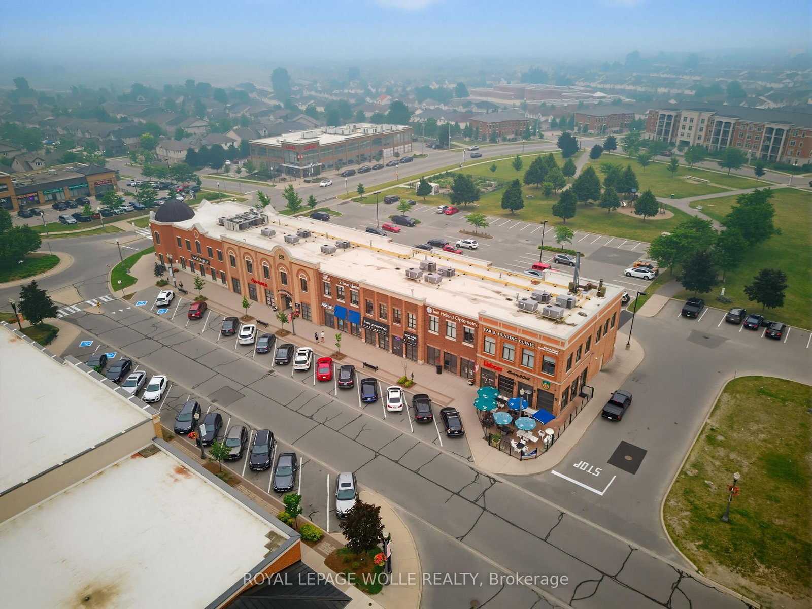 6 Milt Schmidt St, Kitchener — 34