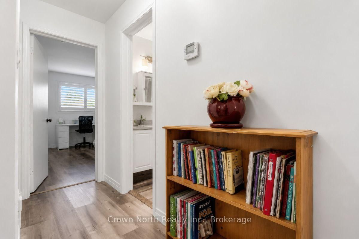 127 Carson Dr, Kitchener — 22