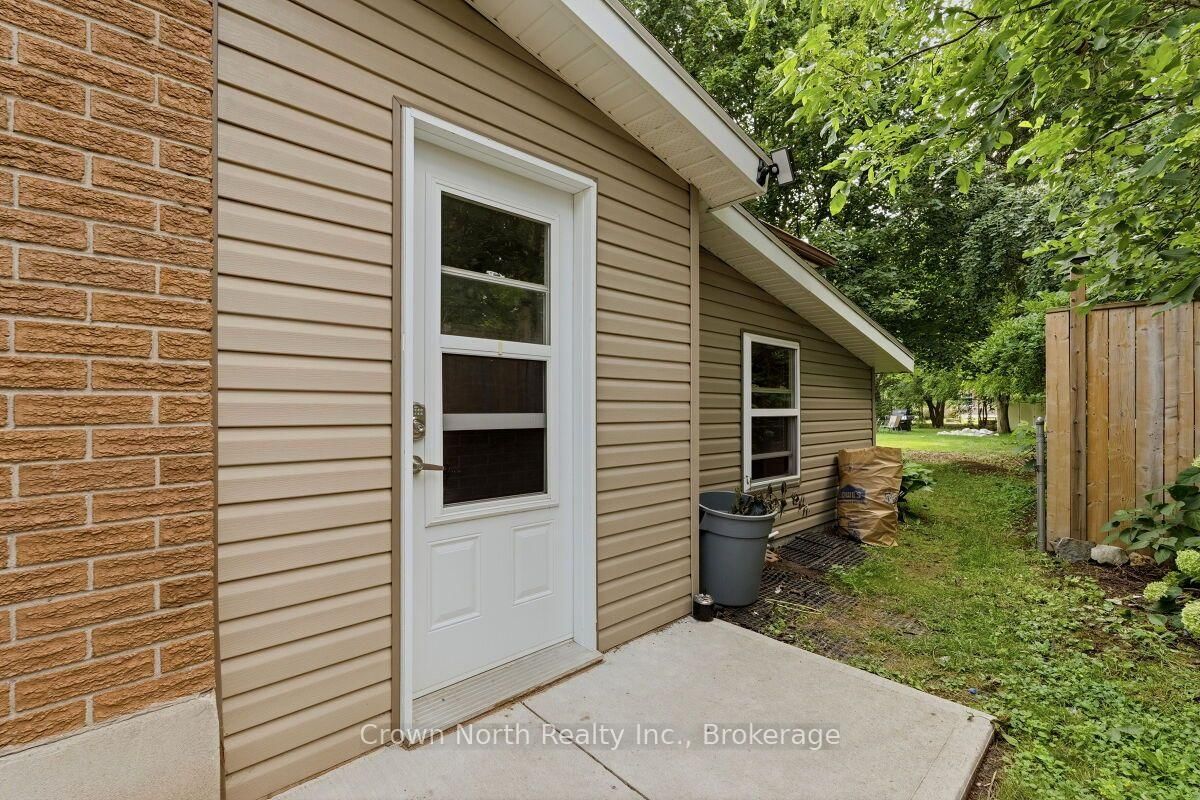 127 Carson Dr, Kitchener — 41