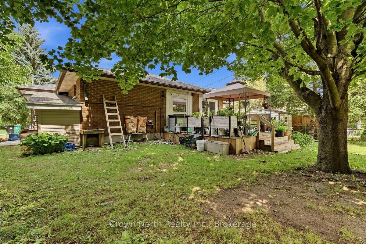 127 Carson Dr, Kitchener — 45