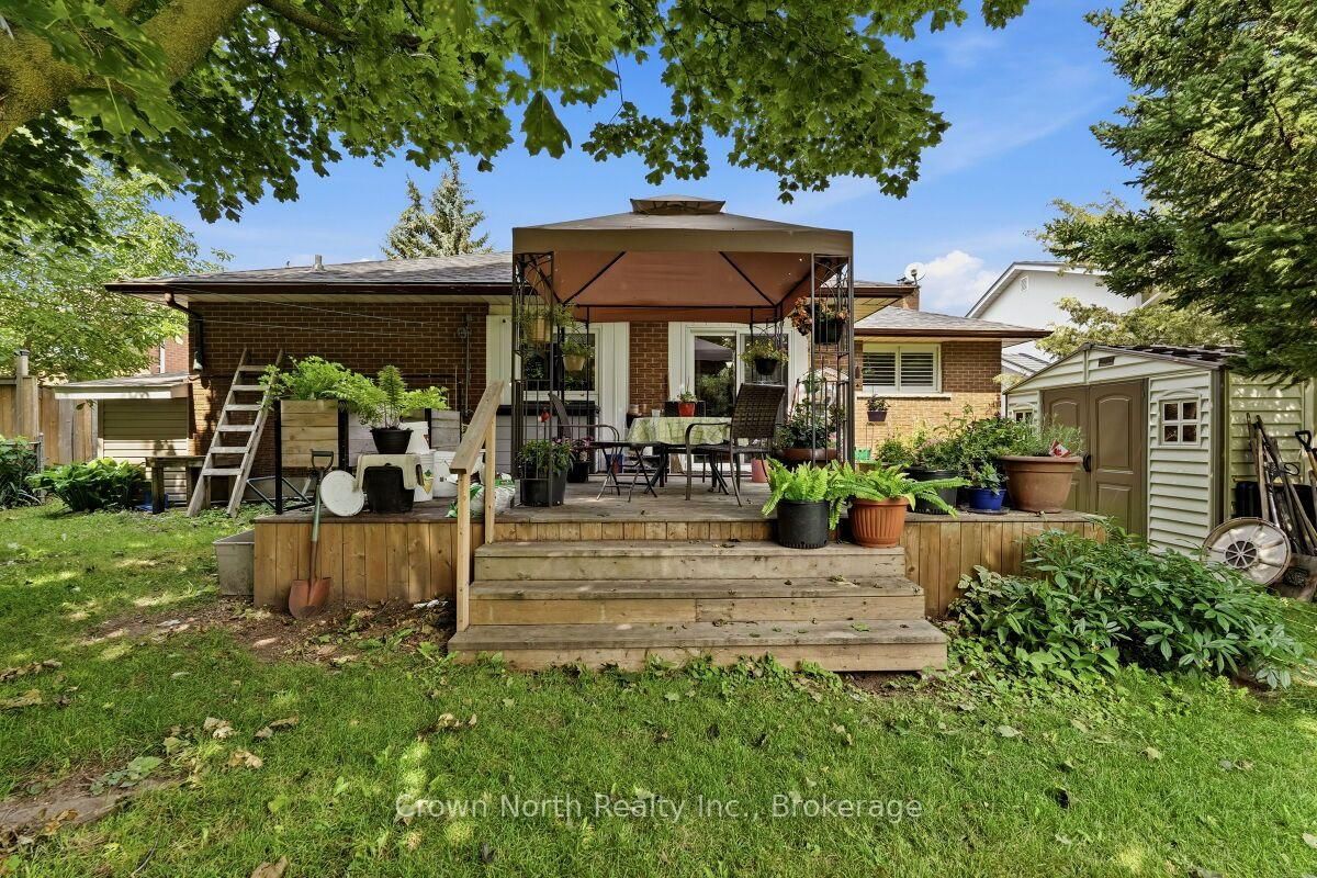 127 Carson Dr, Kitchener — 46