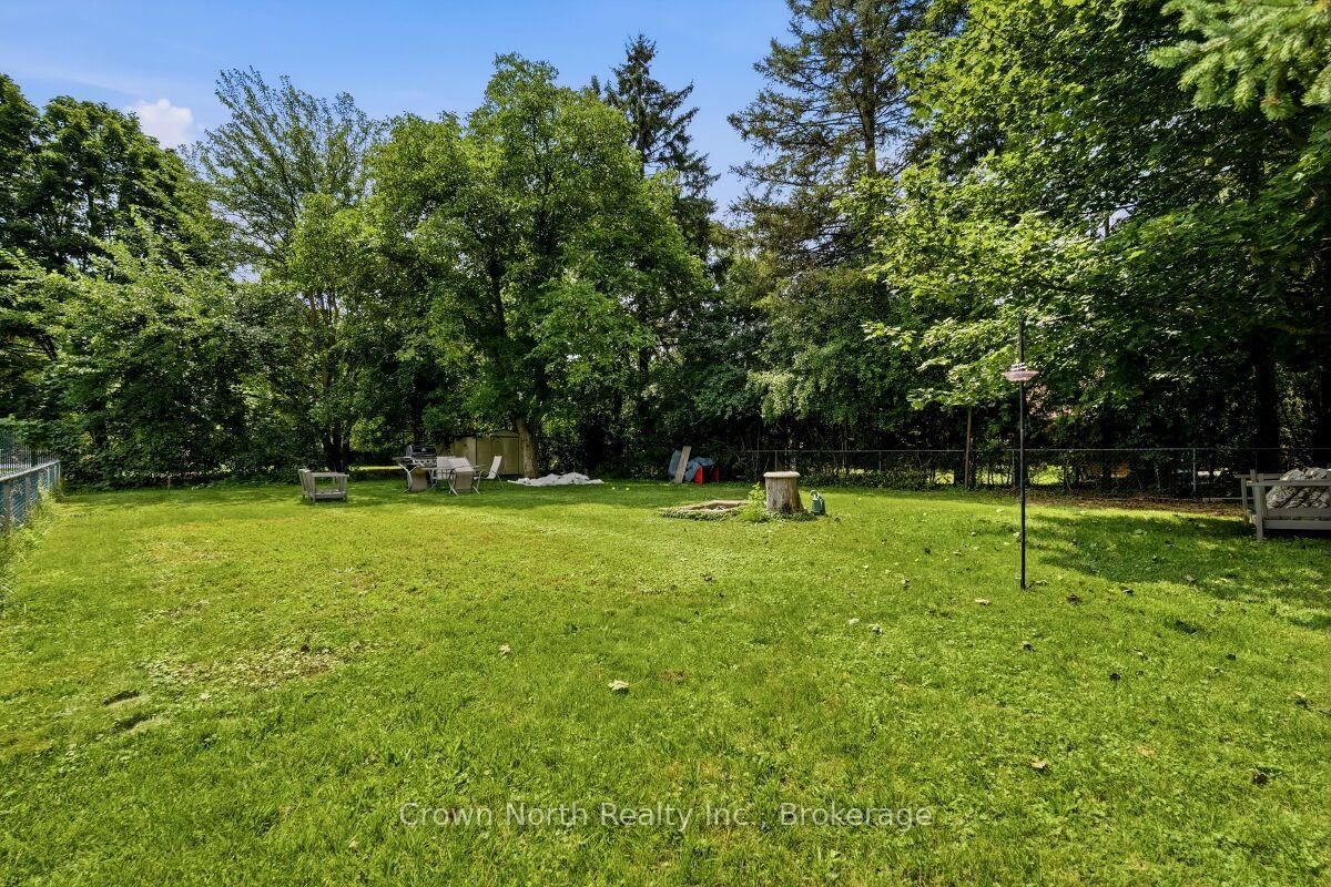 127 Carson Dr, Kitchener — 49