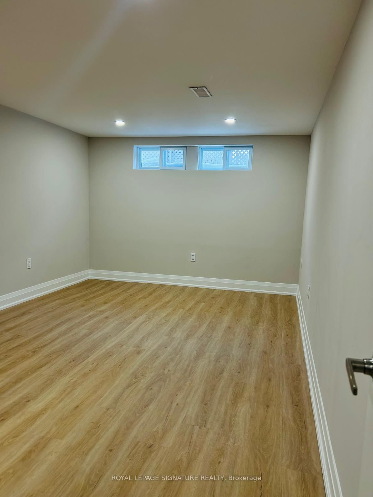 Bsmt-49 Edinburgh Rd, Kitchener — 2